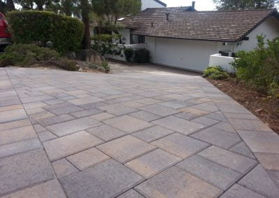 Genesis Stoneworks Paver Driveway ashlar pattern courtyard