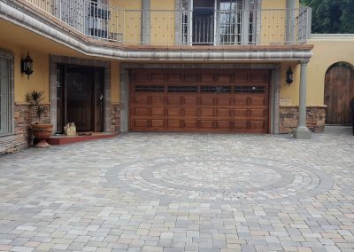 Genesis Stoneworks Paver Driveway Antique cobble circle