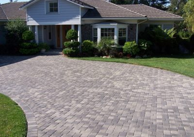 Genesis Stoneworks Paver Driveway Antique Cobble I pattern grey charcoal