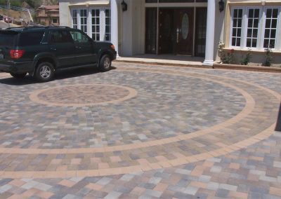 Genesis Stoneworks Paver Driveway antique cobble paver circle