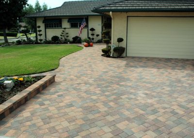 Genesis Stoneworks Paver Driveway antique cobble I pattern