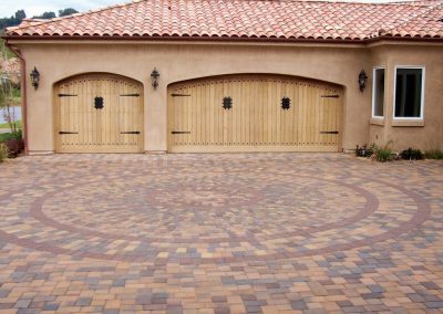 Genesis Stoneworks Paver Driveway Antique cobble paver circle